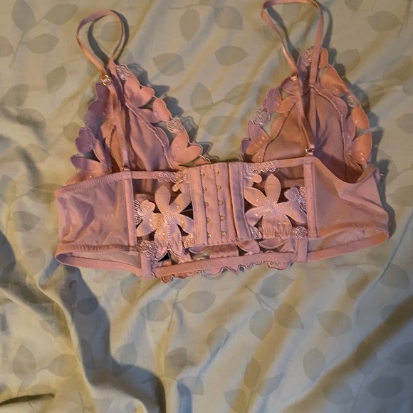 Victoria Secret Bralette - Picture 3 of 4
